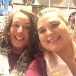 Meet your Posher, Shana